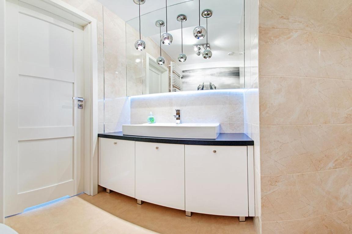 Apartamenty Sun & Snow Chmielna Park Гданьск Экстерьер фото